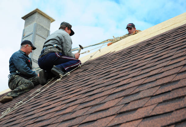 Best Emergency Roof Repair  in Lynn, IN